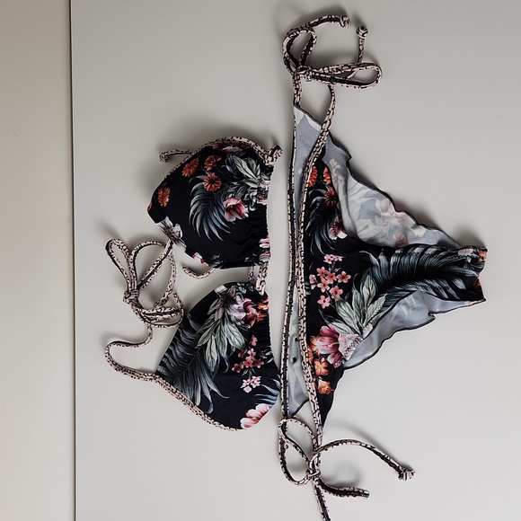 Black floral with animal print triangle bikini D/large - Picture 2 of 5